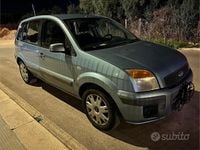 Usata Ford Fusion 68 CV (50 kW) 2007 Grigio Berlina