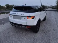 Usata Land Rover Range Rover evoque 150 CV (110 kW) 2016 Nero Furgone