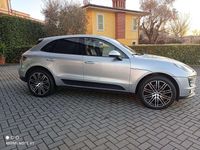 Usata Porsche Macan 252 CV (185 kW) 2018 Argento SUV