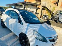 Usata Opel Corsa Enjoy 90 CV (66 kW) 2009 Bianco Utilitaria