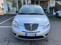 usata Lancia Ypsilon 1.2benzina/69CV/neopatentato/Euro5/unico propr.