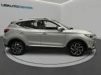 Usata MG ZS Comfort 106 CV (77 kW) 2024 Bianco pastello Berlina