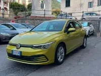Usata VW Golf VII Life 116 CV (85 kW) 2021 Giallo Utilitaria