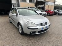 Usata VW Golf VI 102 CV (75 kW) 2008 Argento Utilitaria
