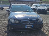 Usata BMW 330 231 CV (169 kW) 2007 Blu Station wagon