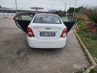 Usata Chevrolet Aveo 75 CV (55 kW) 2012 Bianco Berlina