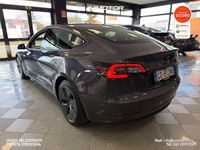 Usata Tesla Model 3 324 kW (441 CV) 2021 Grigio Berlina