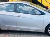Usata Hyundai i30 Comfort 110 CV (80 kW) 2013 Grigio Berlina