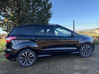 Usata Ford Kuga ST-Line 120 CV (88 kW) 2018 Nero SUV
