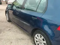 Usata VW Golf V 105 CV (77 kW) 2006 Blu Utilitaria