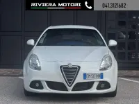 Usata Alfa Romeo Giulietta Distinctive 140 CV (102 kW) 2012 Bianco Utilitaria