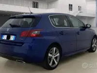 Usata Peugeot 308 GT-line 131 CV (96 kW) 2017 Bluazzurro Berlina
