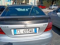Usata Mercedes C220 143 CV (105 kW) 2003 Grigio