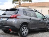 Usata Peugeot 2008 Active 99 CV (72 kW) 2017 Grigio SUV