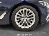 Usata BMW 520 Luxury Line 190 CV (139 kW) 2018 Blu Station wagon