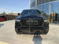 Nuova RAM 1500 419 CV (308 kW) 2025 Nero Pick-up