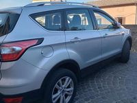 Gebraucht Ford Kuga 120 PS (88 kW) 2018 Grau SUV