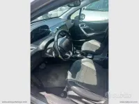 Usata Peugeot 2008 Allure 110 CV (80 kW) 2019 Grigio SUV