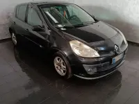 Usata Renault Clio II 75 CV (55 kW) 2007 Nero Berlina