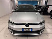 Usata VW Golf VIII 116 CV (85 kW) 2021 Argento Berlina