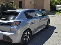 Usata Peugeot 208 Allure 101 CV (74 kW) 2023 Grigio Utilitaria