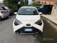 Usata Toyota Aygo Cool 72 CV (52 kW) 2020 Bianco Utilitaria