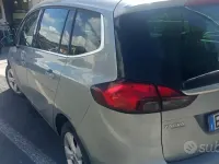Usata Opel Zafira Tourer 150 CV (110 kW) 2013 Grigio Monovolume