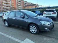 Usata Opel Astra 100 CV (73 kW) 2011 Grigio Station wagon