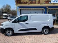 Usata Peugeot Partner S 102 CV (75 kW) 2023 Bianco Monovolume