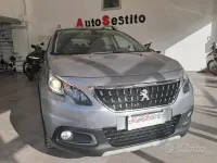 Usata Peugeot 2008 Allure 102 CV (75 kW) 2019 Grigio SUV