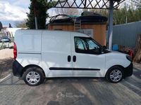 Usata Fiat Doblò 105 CV (77 kW) 2022 Bianco Monovolume