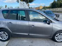 Usata Renault Scénic III 110 CV (80 kW) 2015 Grigio Monovolume