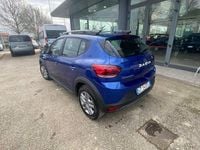Usata Dacia Sandero Expression 101 CV (74 kW) 2023 Blu Utilitaria