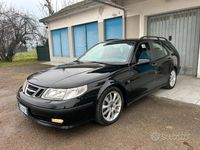 Usata Saab 9-5 Aero 250 CV (183 kW) 2003 Nero Station wagon