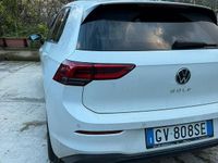 Usata VW Golf VII 115 CV (84 kW) 2021 Bianco Utilitaria