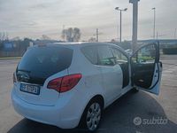 Usata Opel Meriva 101 CV (74 kW) 2011 Bianco Monovolume