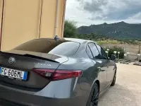 Usata Alfa Romeo Giulia 180 CV (132 kW) 2016 Grigio Berlina