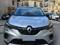 Usata Renault Captur 91 CV (66 kW) 2023 Grigio SUV