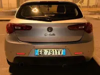 Usata Alfa Romeo Giulietta Distinctive 105 CV (77 kW) 2013 Grigio Utilitaria