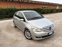 Usata Mercedes B180 Chrome 108 CV (79 kW) 2009 Argento Monovolume