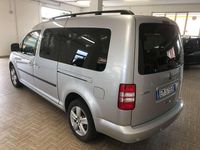 Begagnad VW Caddy 102 HK (75 kW) 2012 Silver Minibuss