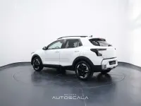 Nuova Kia Stonic Style 116 CV (85 kW) 2025 Clear white SUV