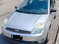 Usata Ford Fiesta 75 CV (55 kW) 2004 Grigio Utilitaria