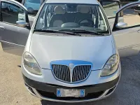 Usata Lancia Musa 69 CV (50 kW) 2008 Grigio Monovolume