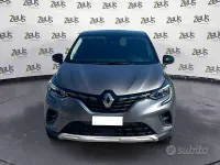 Usata Renault Captur 143 CV (105 kW) 2023 Grigio SUV