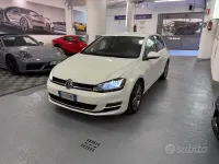 Usata VW Golf VII Highline 110 CV (80 kW) 2014 Bianco Berlina