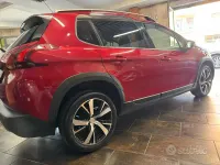 Usata Peugeot 2008 Allure 110 CV (80 kW) 2018 Rosso SUV