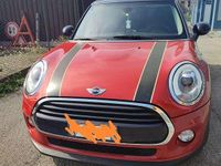 Usata Mini Cooper D Business 116 CV (85 kW) 2017 Rosso Utilitaria