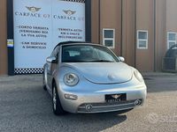 Usata VW New Beetle 102 CV (75 kW) 2005 Grigio Utilitaria