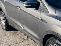 Usata Ford Kuga 140 CV (102 kW) 2013 Grigio SUV